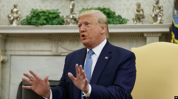 도널드 트럼프 미국 대통령이 22일 백악관에서 열린 기자회견에서 최근 북한과 서신 교환이 있었다고 밝혔다.
