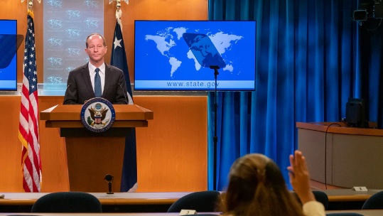 데이비드 스틸웰 미국 국무부 동아시아태평양 담당 차관보가 2일 워싱턴 국무부 청사에서 기자회견을 했다.